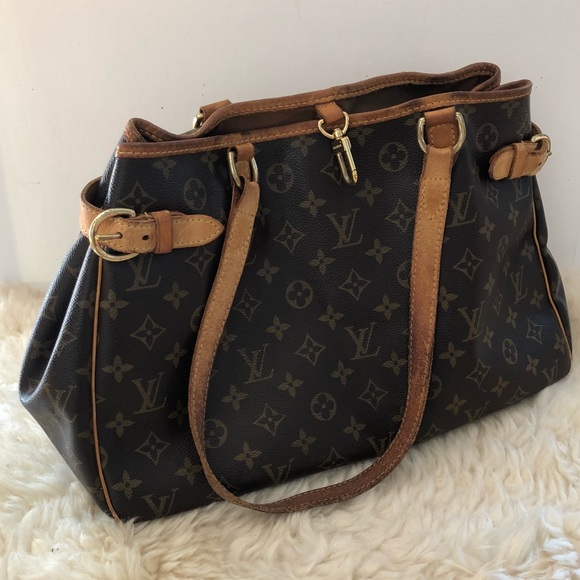 Louis Vuitton Handbags - Louis Vuitton Batignolles Monogram Shoulder Bag.